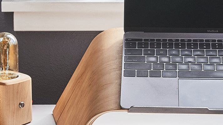 Decorate your home office – from wallpaper to furniture and accessories