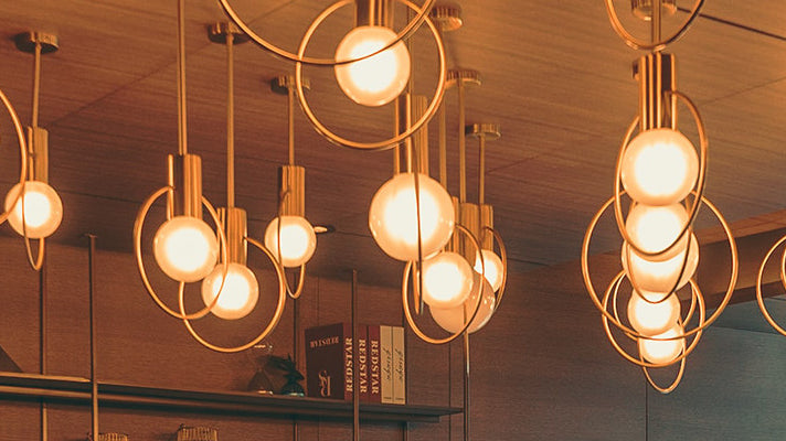 5 Ways to Brighten Up a Dark Room