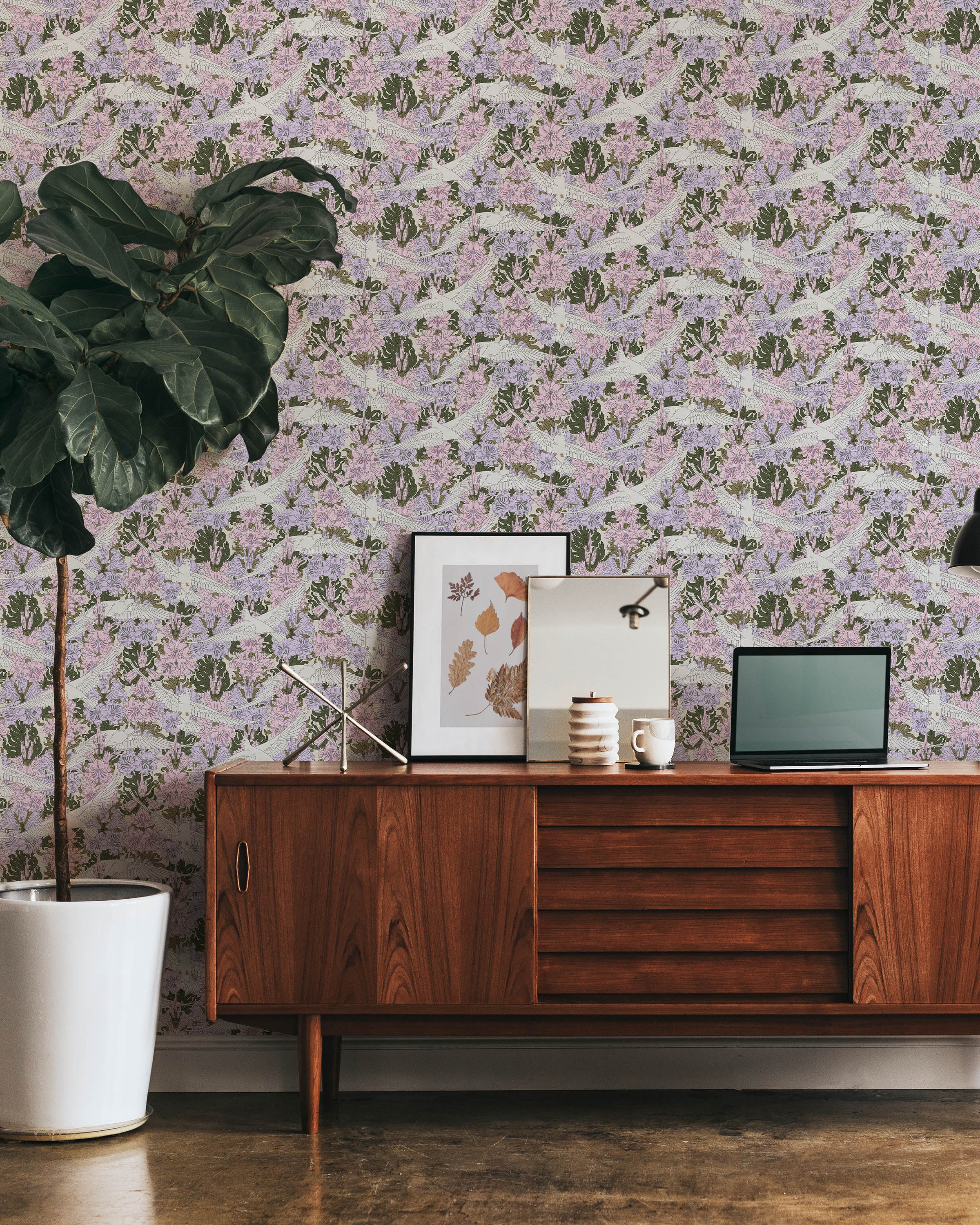 Maurice Pillard Verneuil x Dove and Lilies - Lilac Pink | DeccoPrint