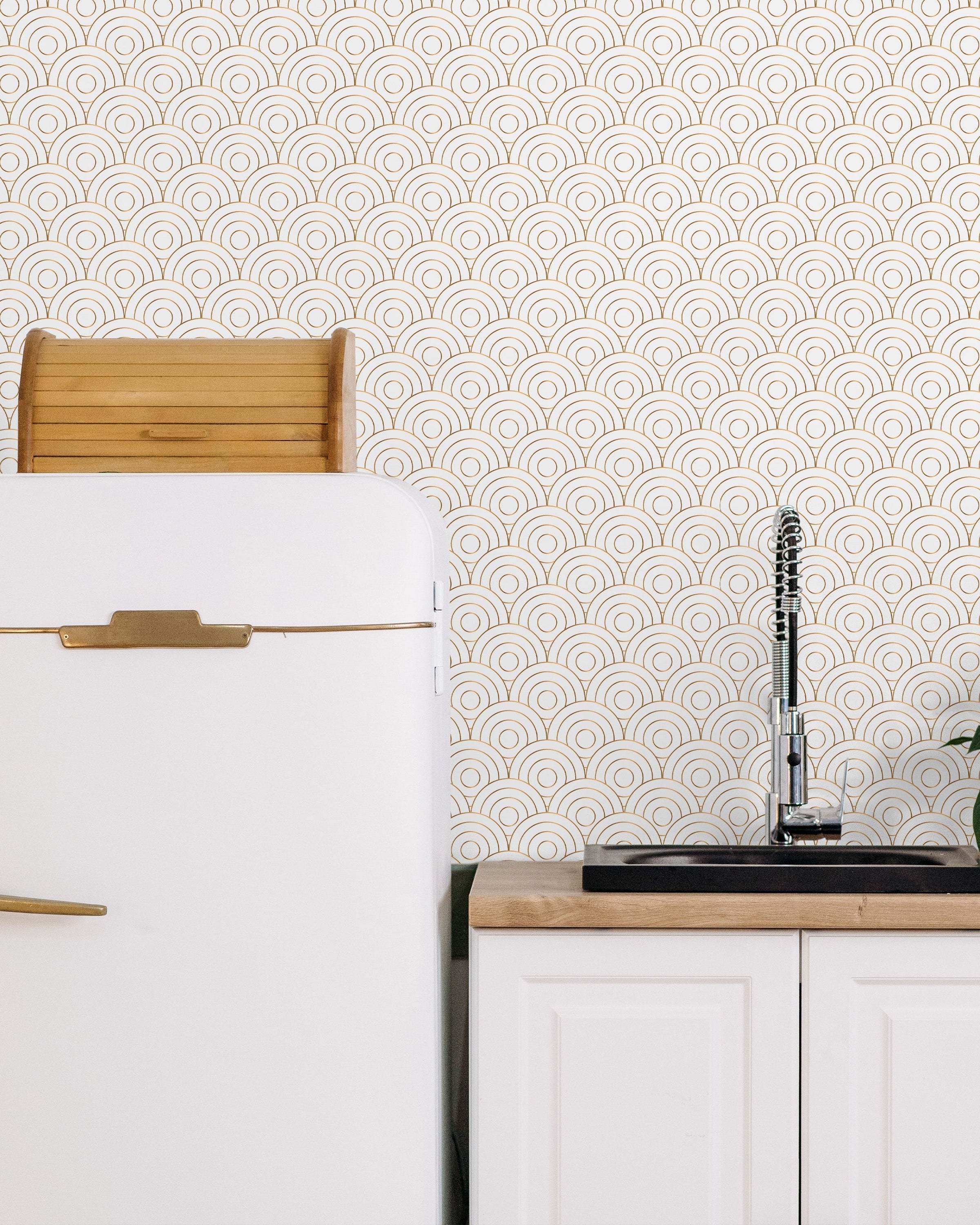 Deco Circles Peel and Stick Wallpaper, Removable Wallpaper, Traditional Wallpaper | DeccoPrint