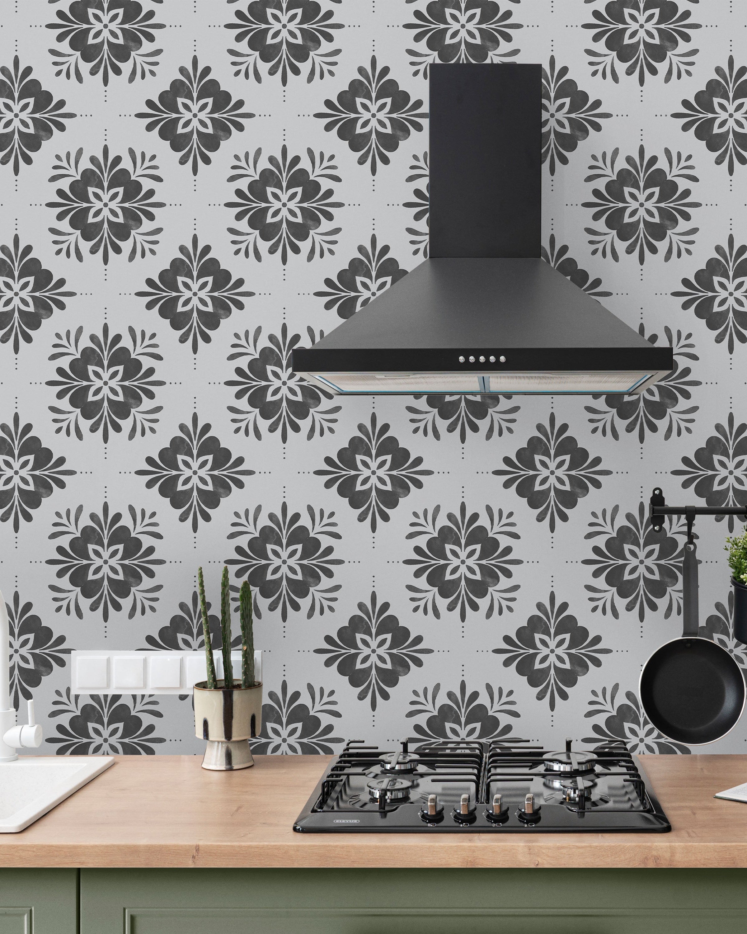 Aria Mandala Peel and Stick Wallpaper, Removable Wallpaper, Traditional Wallpaper - Gray | DeccoPrint