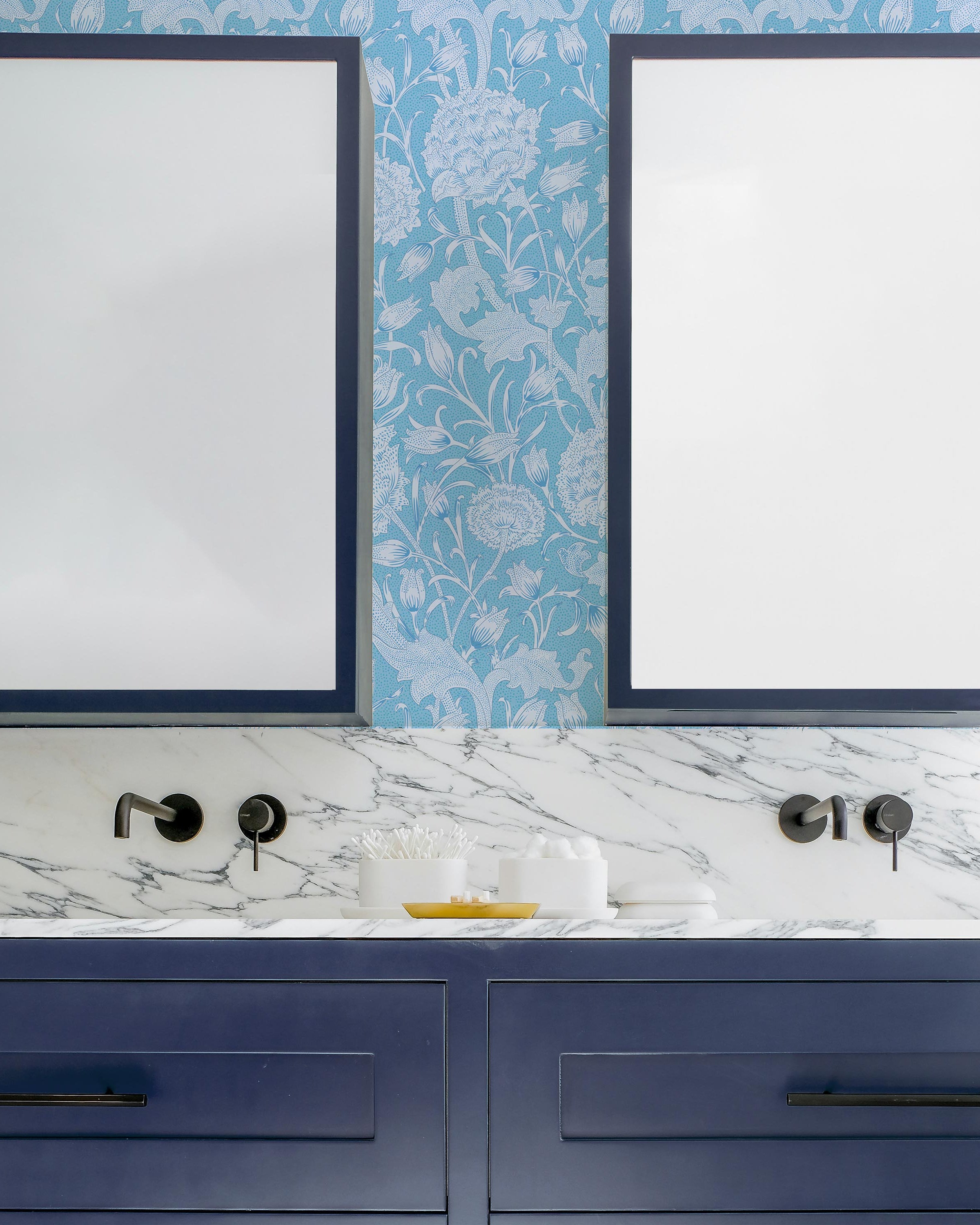 William Morris X Wild Tulips Peel and Stick Wallpaper, Removable Wallpaper, Traditional Wallpaper - Blue | DeccoPrint