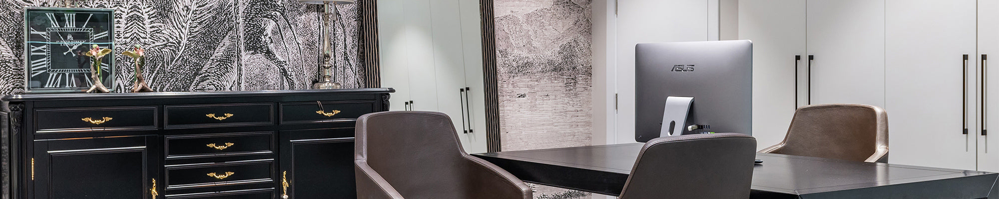 Traditional vs peel and stick wallpaper – which to choose?