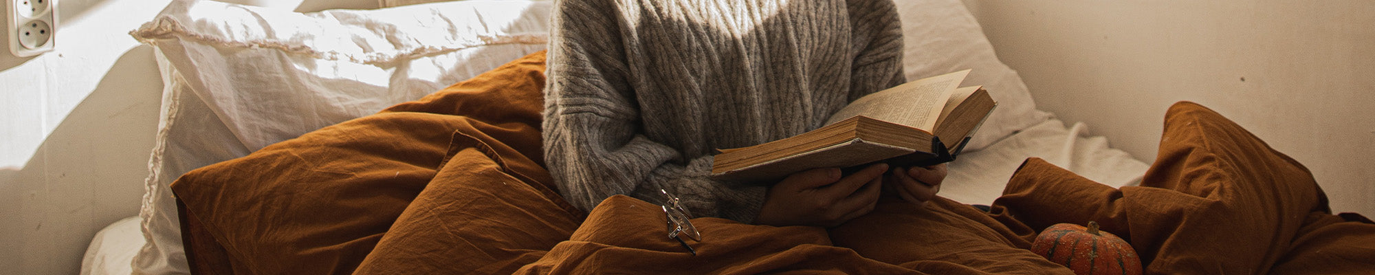 Embrace the spirit of the fall season: decorating for thanksgiving