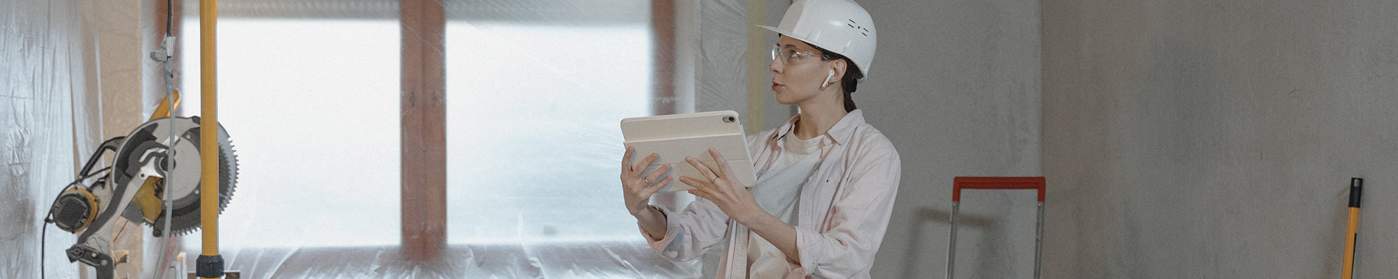 How to correctly choose, install, take care of and remove Peel and Stick wallpaper