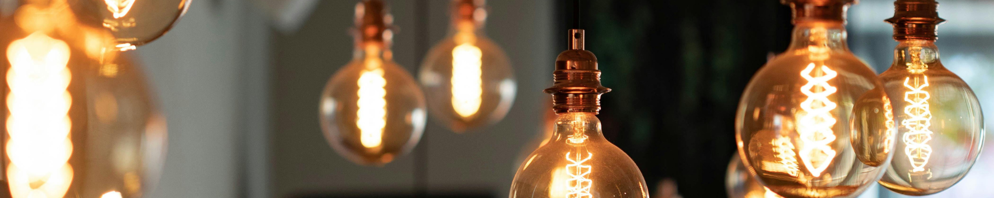 The Impact of Lighting on Interior Design and How to Apply It in Your Own Space
