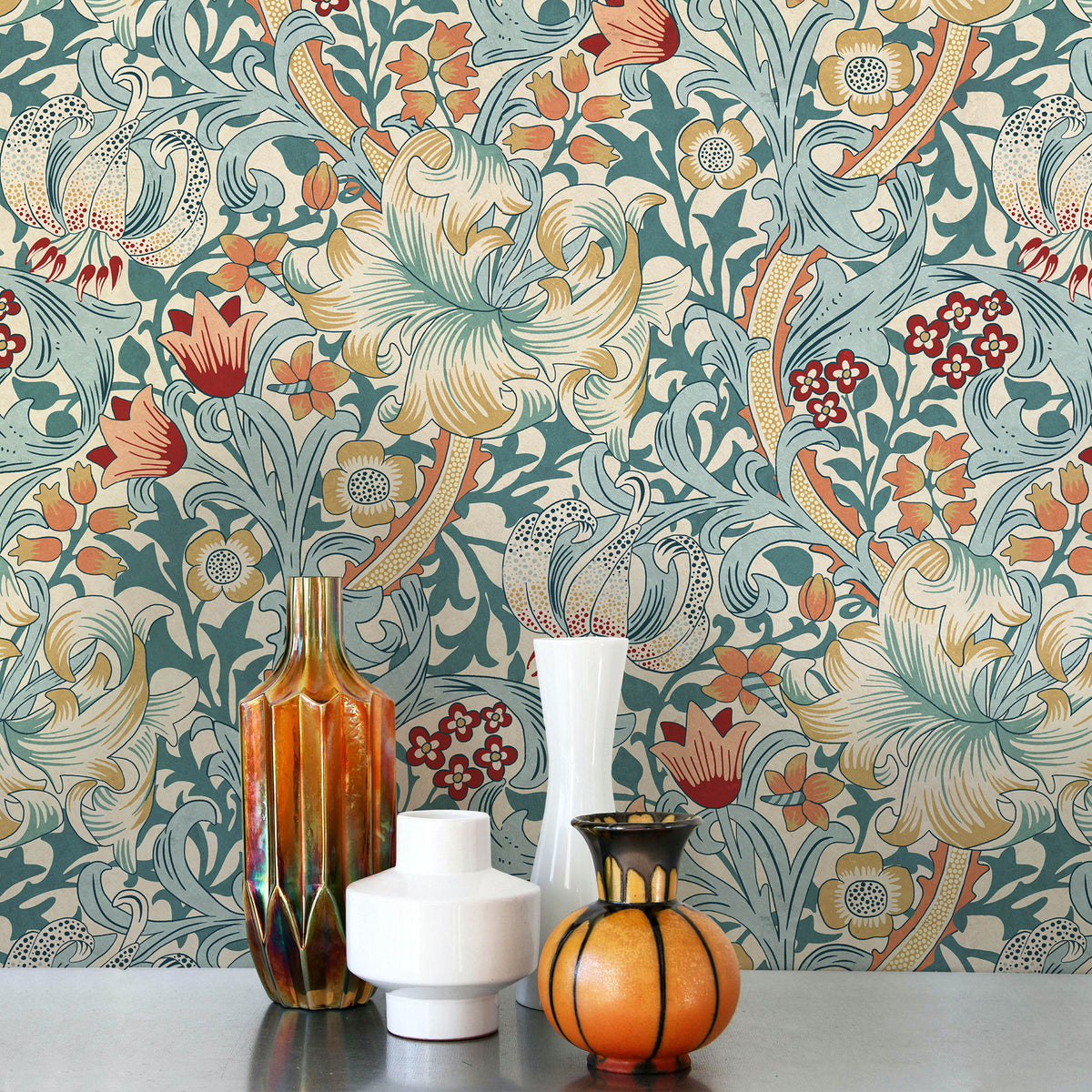 William Morris x Golden Lily Wallpaper - Artistic Florals | DeccoPrint
