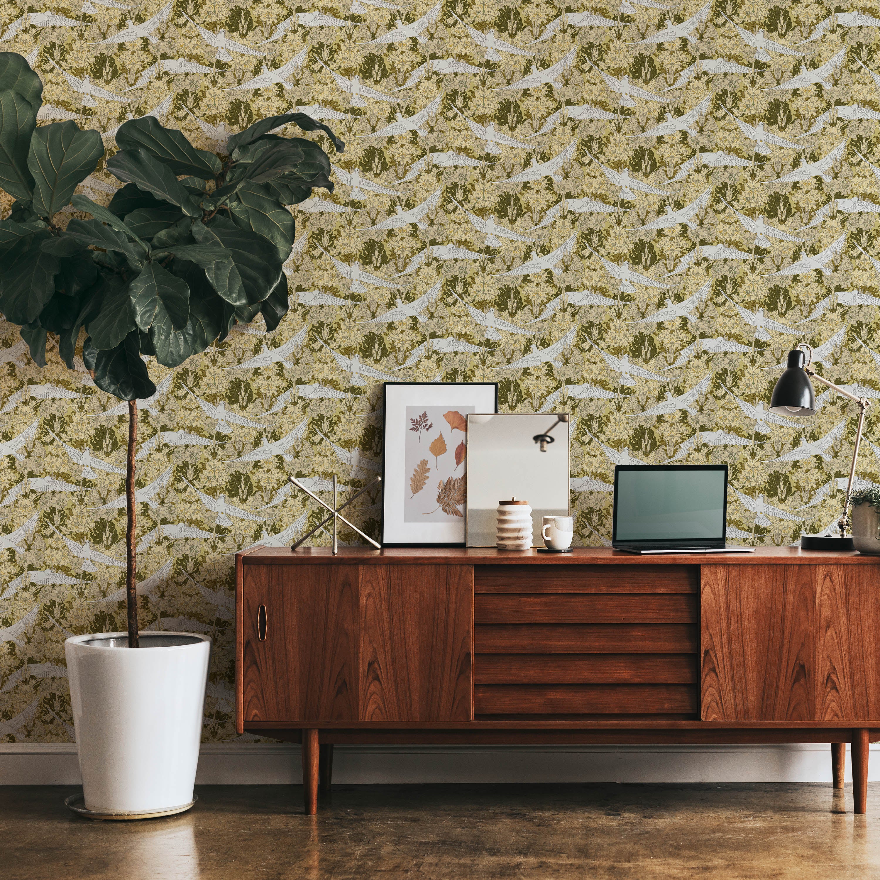 Maurice Pillard Verneuil x Dove and Lilies - Light Yellow | DeccoPrint