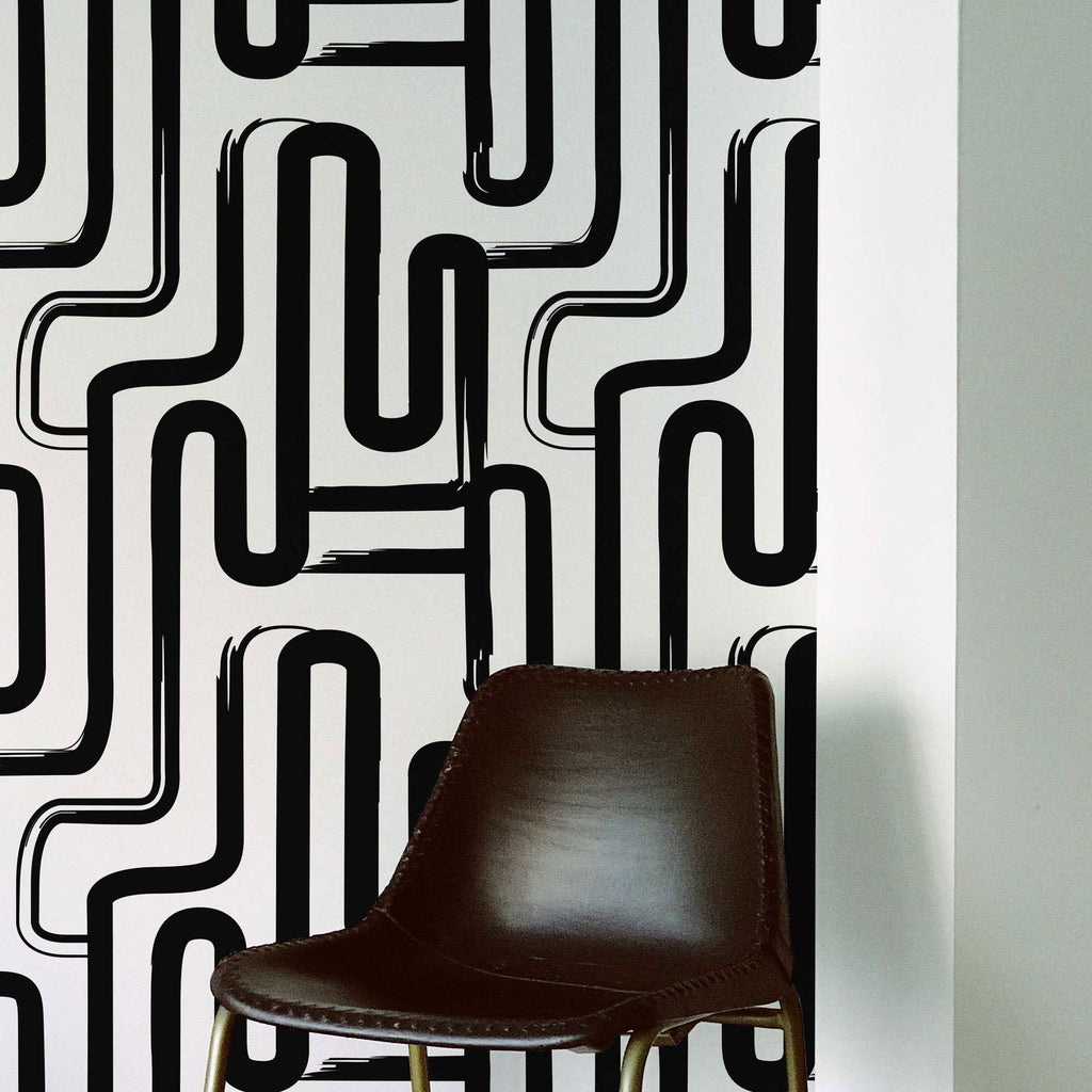 Curved Lines Wallpaper - Black - DeccoPrint