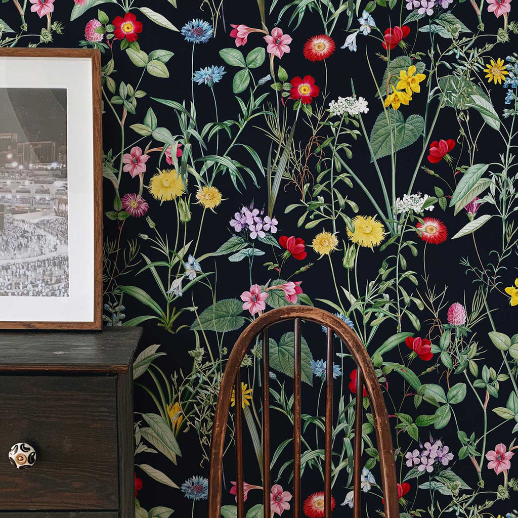Spring Meadow Peel and Stick Wallpaper, Removable Wallpaper, Traditional Wallpaper - Black | DeccoPrint