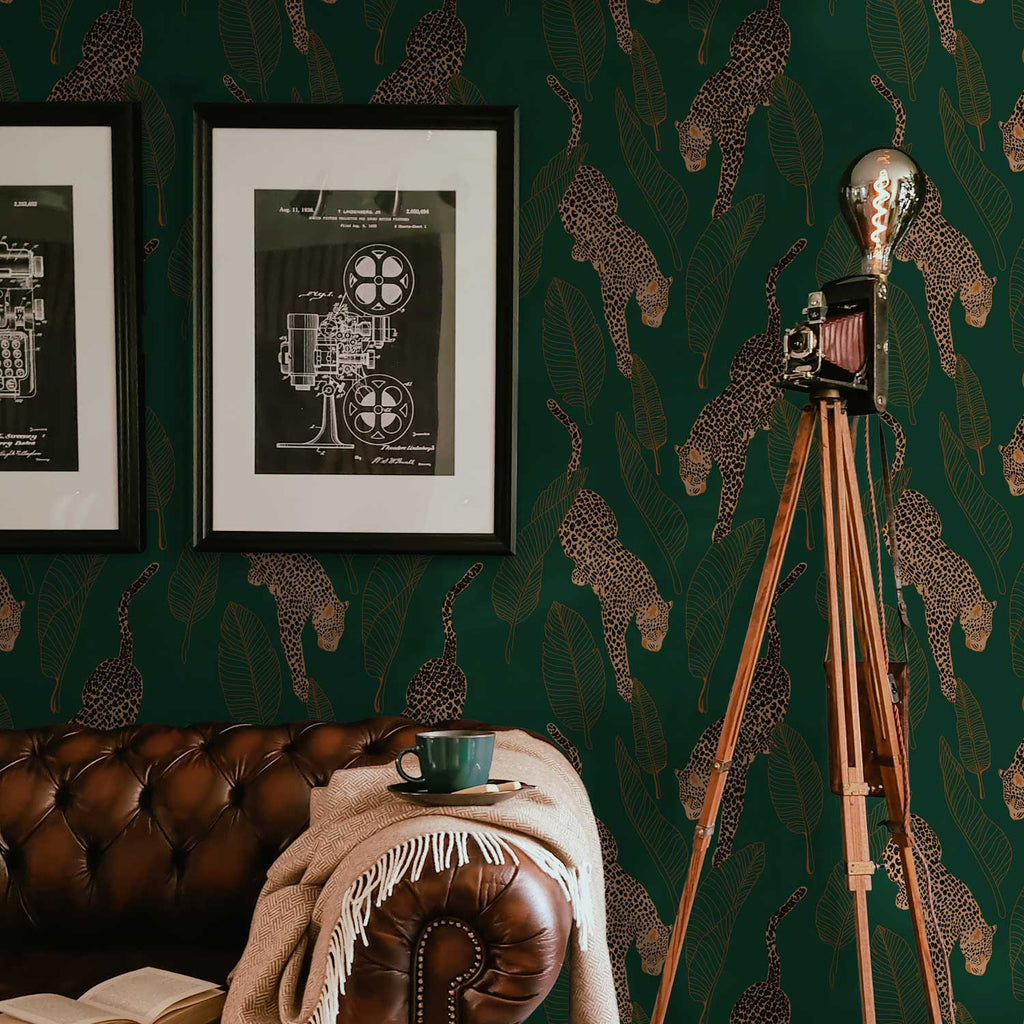 Leopards Wallpaper - Emerald - DeccoPrint