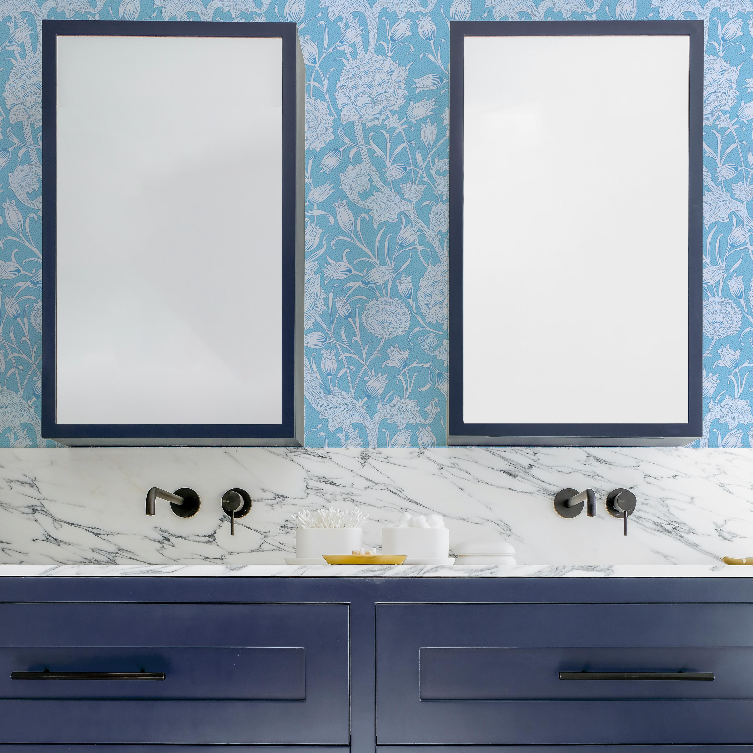 William Morris X Wild Tulips Peel and Stick Wallpaper, Removable Wallpaper, Traditional Wallpaper - Blue | DeccoPrint