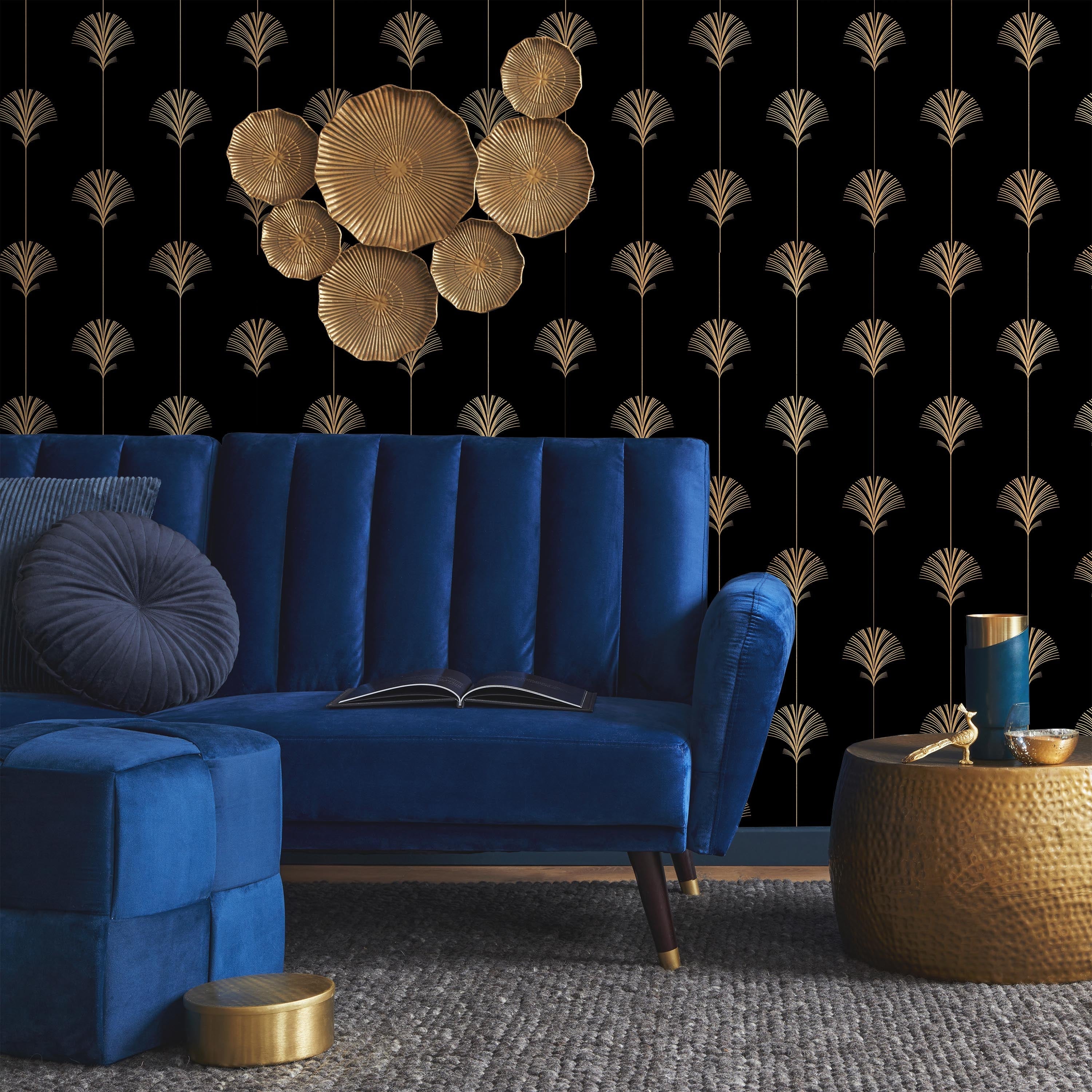 Gallant Duke Peel and Stick Wallpaper, Removable Wallpaper, Traditional Wallpaper | DeccoPrint